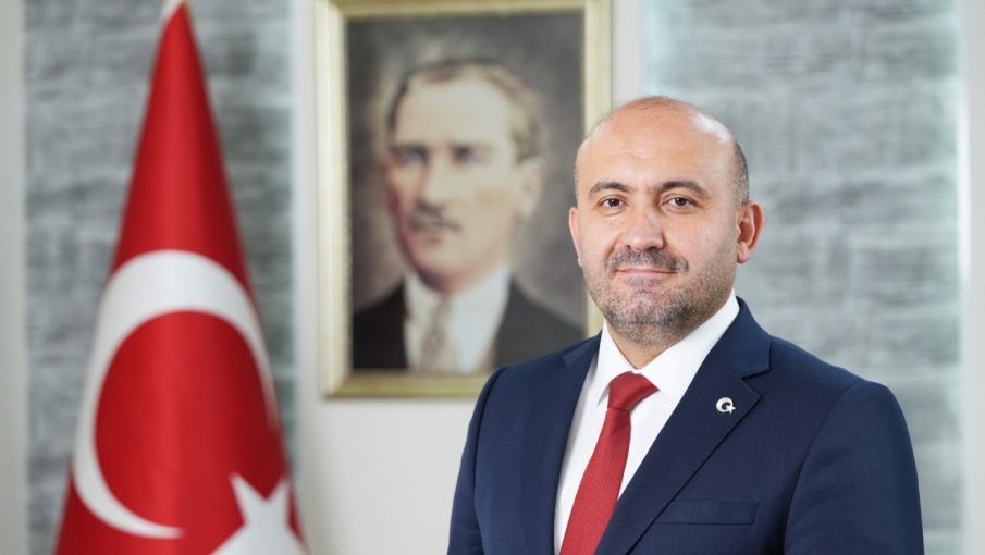 Gürhan Albayrak’tan 30 Ağustos mesajı: “Bağımsızlık ve hürriyet sevdasının ilanı”